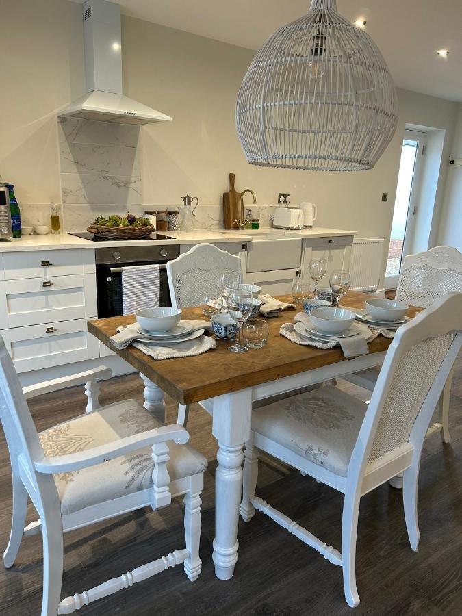 The Pelican Room-Converted Cart Lodge Near Airport Horsham St Faith Exteriör bild