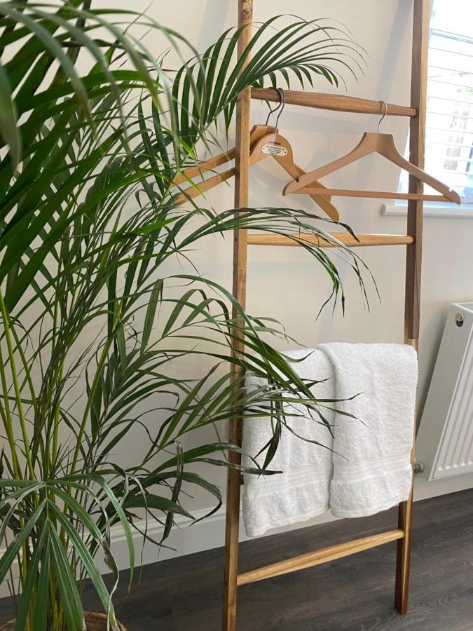 The Pelican Room-Converted Cart Lodge Near Airport Horsham St Faith Exteriör bild